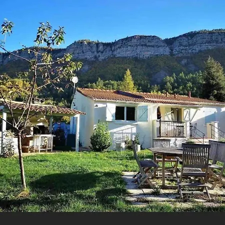 La Maison Des Pins *